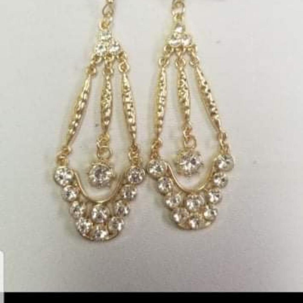 Women's Guess earrings